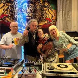 TOP RANKING with CRUCIAL VIBES