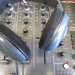 The Buzzin Beats Show